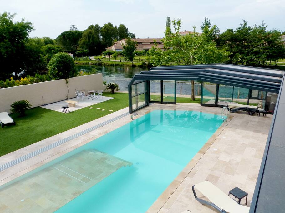 Piscine en position ouverte