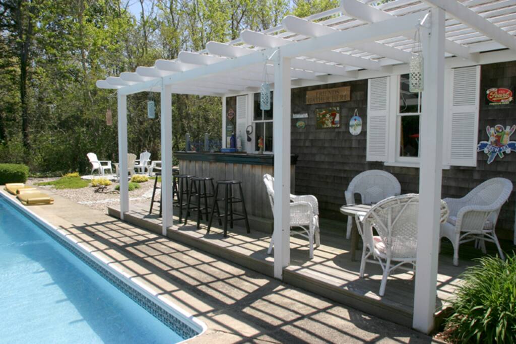 Pool bar.