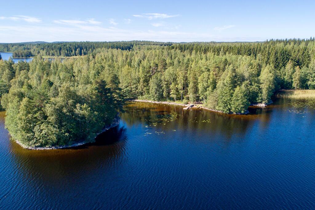 Ainut tontti niemessä