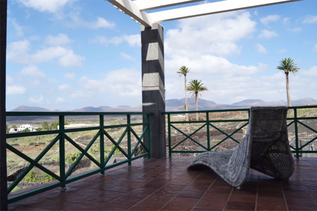 Magnífica terraza con vistas