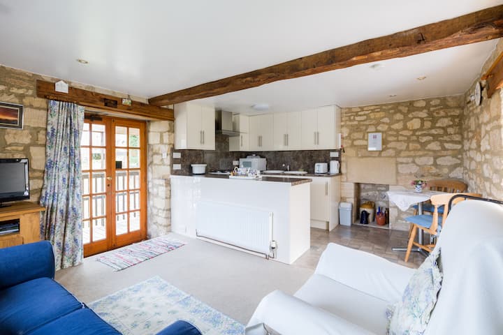 The Yew Tree Holiday Cottage - Stroud