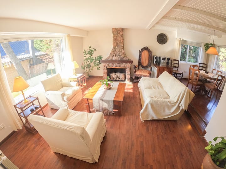 Casa Del Arroyo Melipal* Zona Residencial - San Carlos de Bariloche