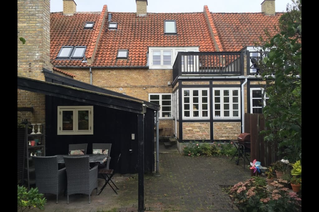 Back yard
Kastrupvænge 12