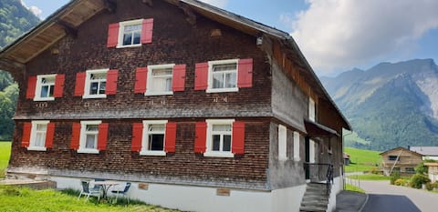 Great old "WÄLDERHAUS"