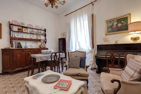 Top Airbnb: Mimì apartment with garden WI FI parking place a Firenze