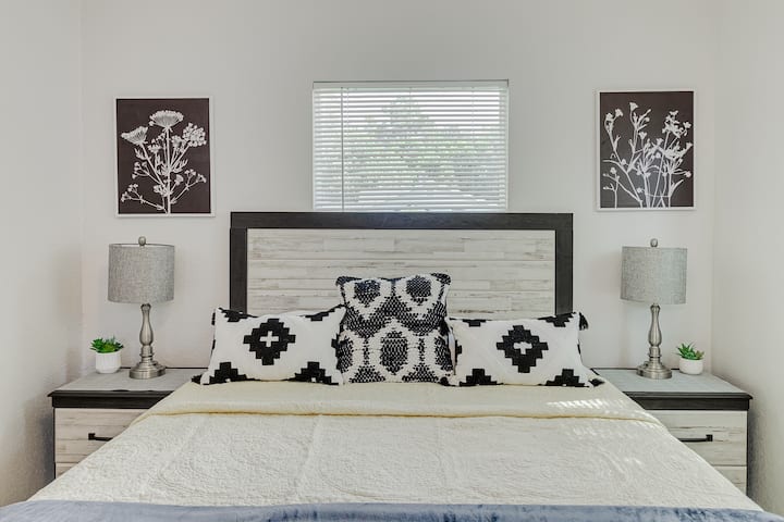 Sink into our queen-size bed—a sanctuary where slumber meets luxury. The mattress cradles you, and the linens cocoon you in softness. Whether you’re drifting off to dreamland or savoring lazy mornings, this room whispers ‘rest, rejuvenate, repeat.