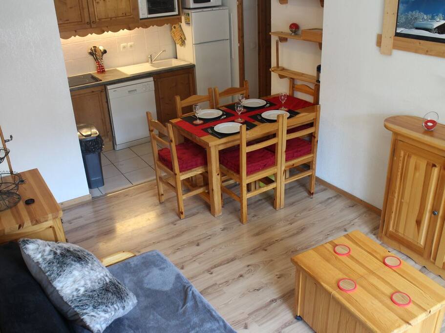 Lounge and kitchenette