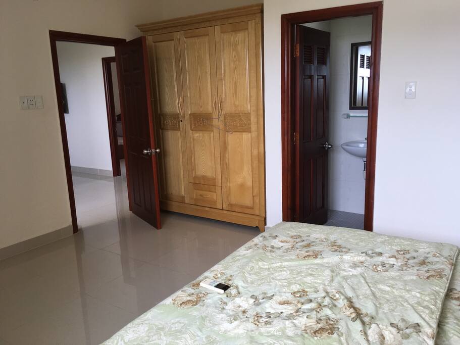 1st bedroom - another view point
