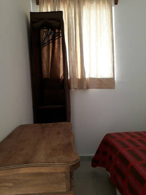 DORMITORIO.