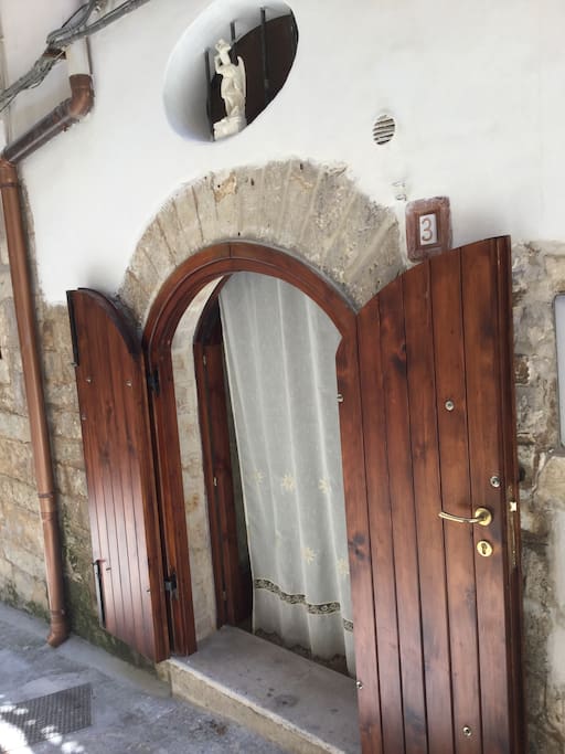 Portone in stile borgo antico!