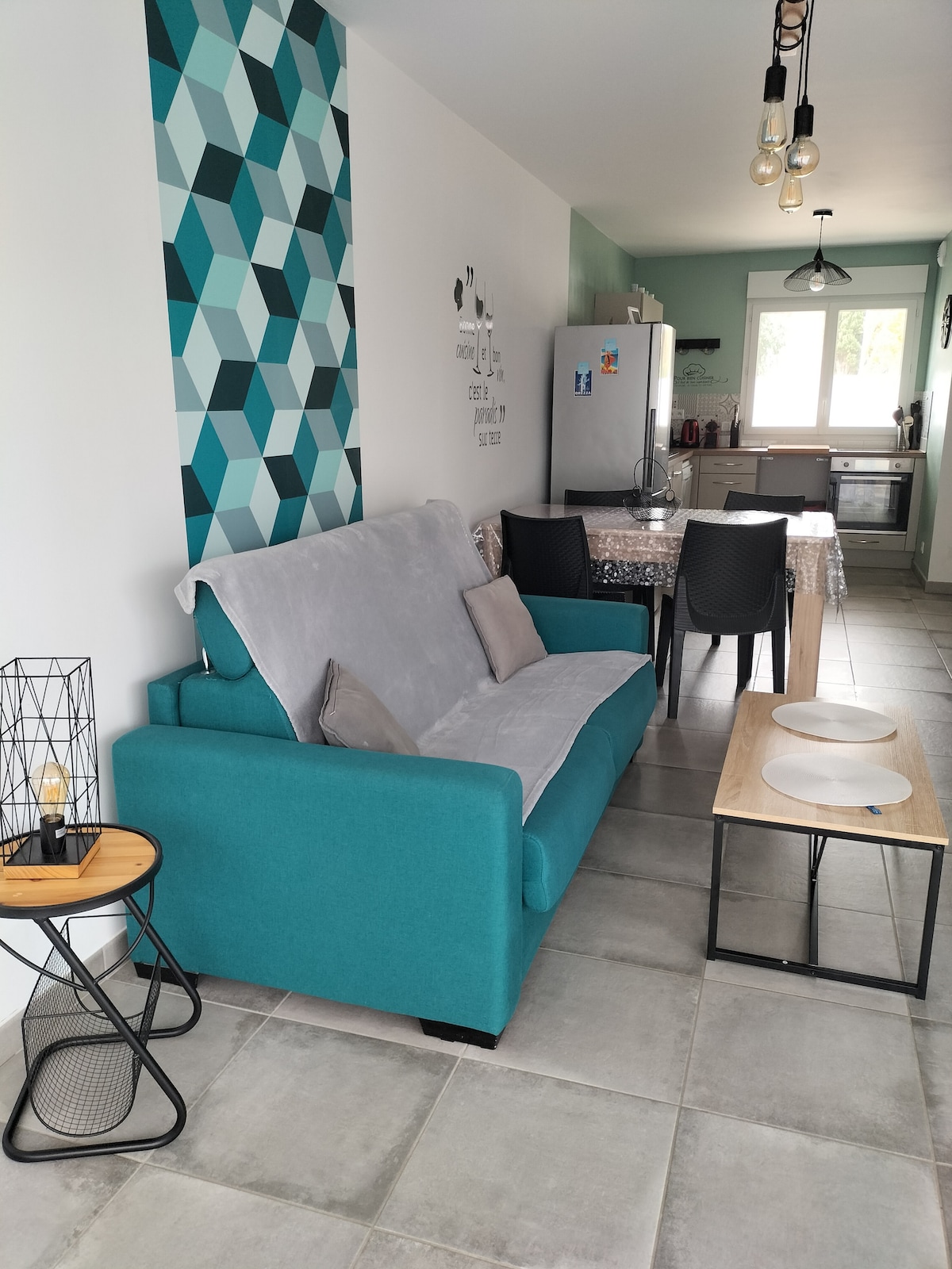 Propriété Airbnb réussie: Charming 2-room apartment with direct beach access à Calvi