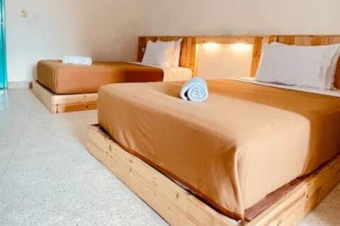 For 16 Pax Tanawu House Lombok Mandalika 8 Units R