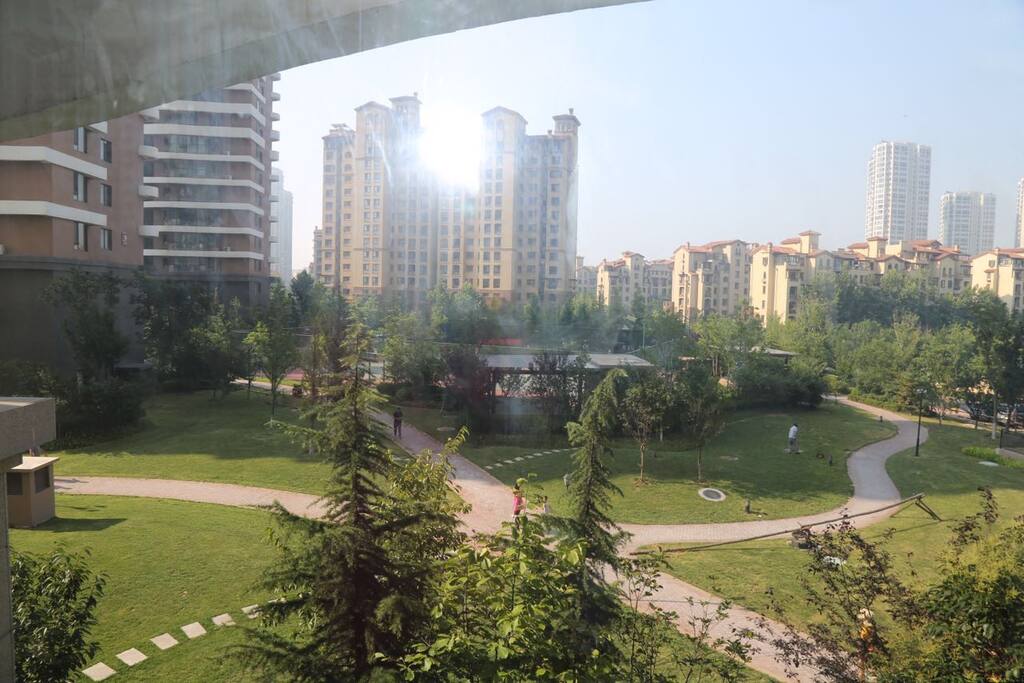 封闭小区环境