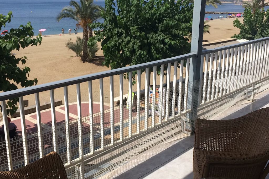 Primera línea de playa real