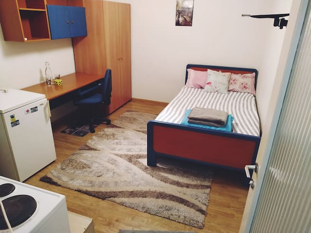 Pequena Casa Home!