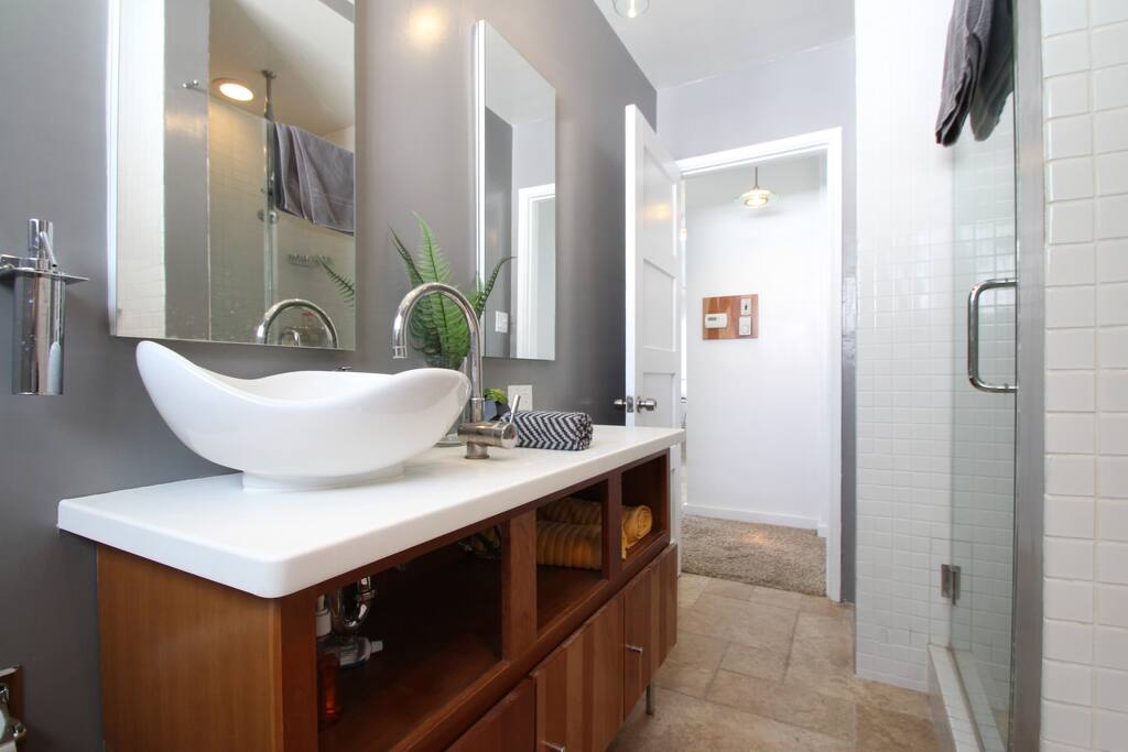 Bathroom number 1
