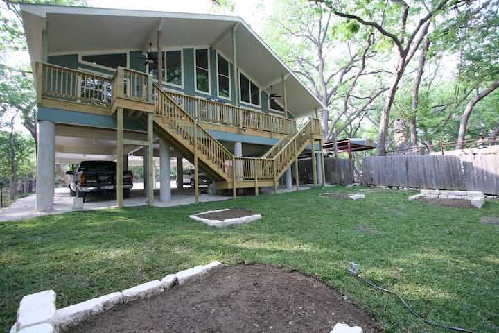 Guadaluperiverduplex - Canyon Lake, TX