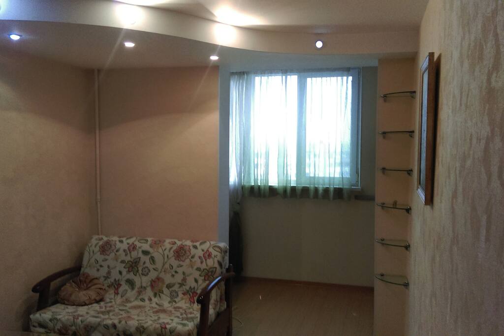 2nd bedroom