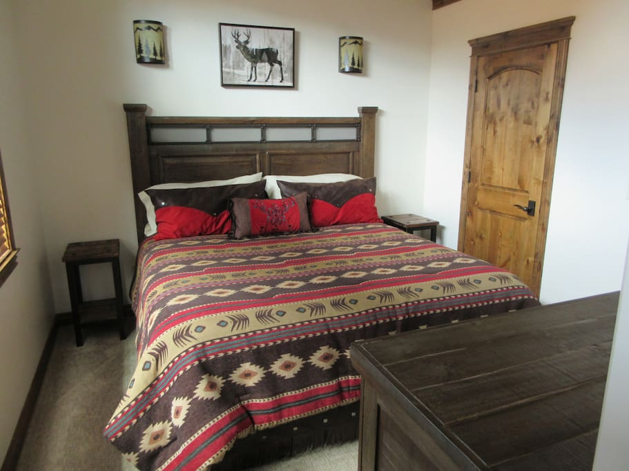 King sized bed in bedroom