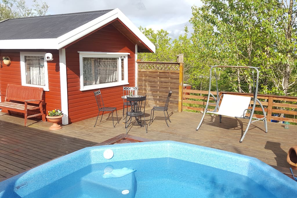 Hot tub