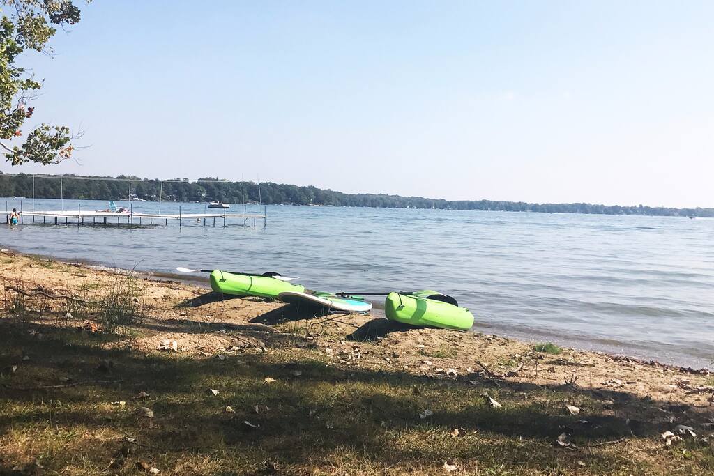 Lake Maxinkuckee within Walking Distance from Cottage