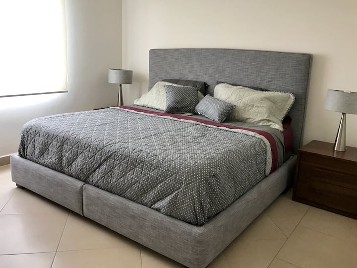 Recamara Principal, cama king size