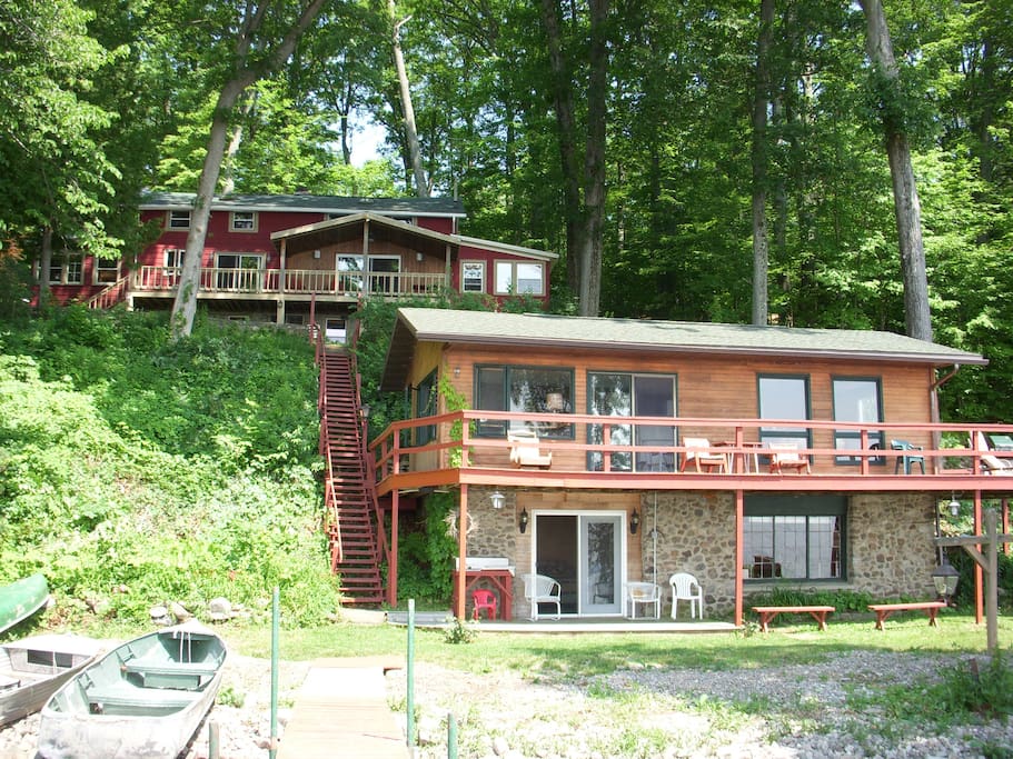 Oneida Lake Waterfront House Cabins for Rent in Cleveland, New York