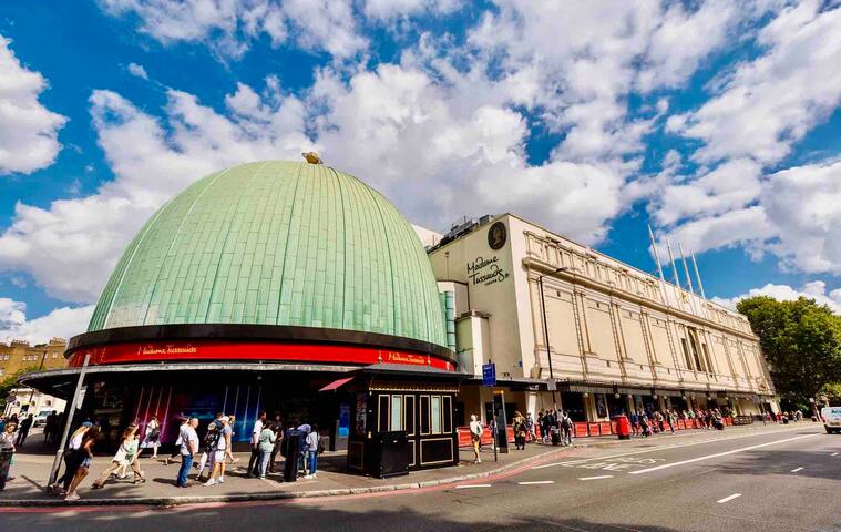 2 Bed 2 Bath Victorian Marylebone Apt gallery image 4