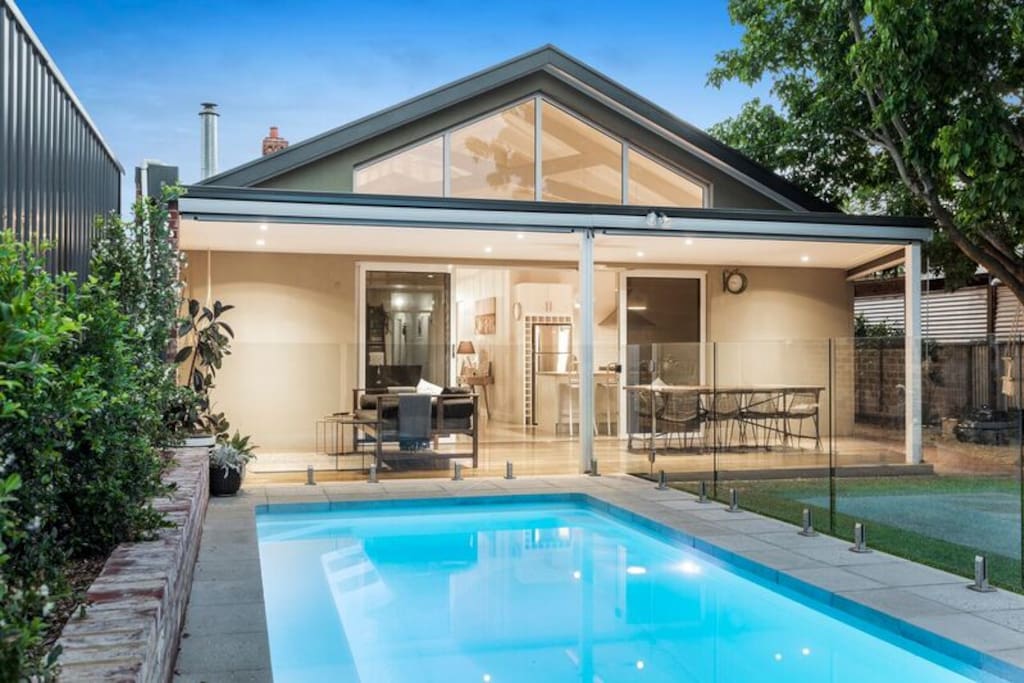 19 Best Pet Friendly in Adelaide
