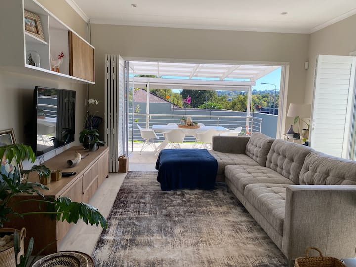 Luxury And Secure 3 Bedroom House - Johannesburg