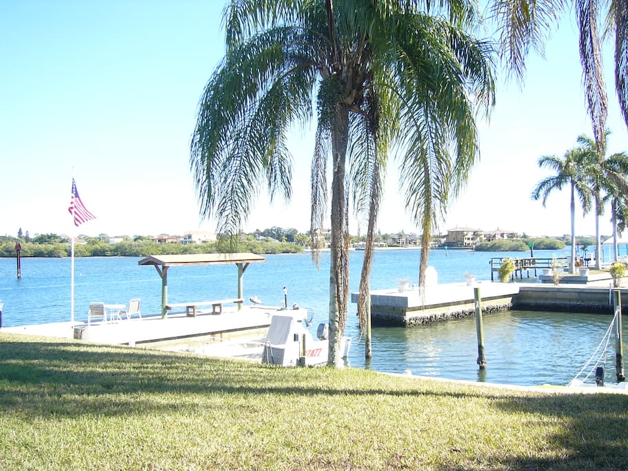 Free and available boat basin