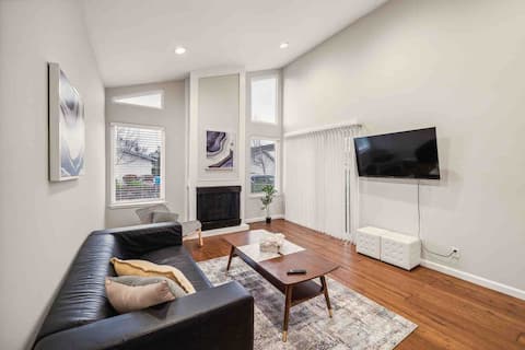YieldMax (LA) | Remodeled 2b2b +Backyard