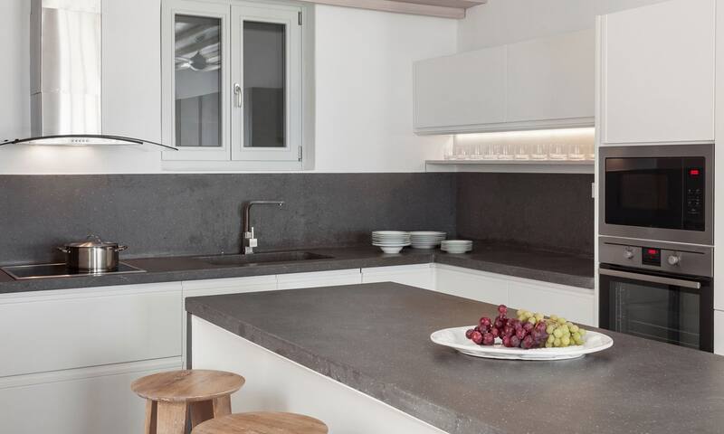 Villa Anais I, 7BD Private pool, Jacuzzi, BBQ gallery image 5