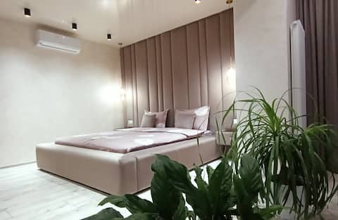 2-room new suite with panoramic view.