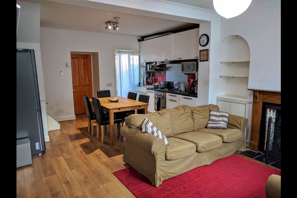 Living/dining room