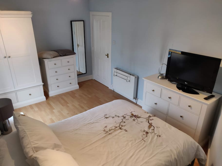 Full room view