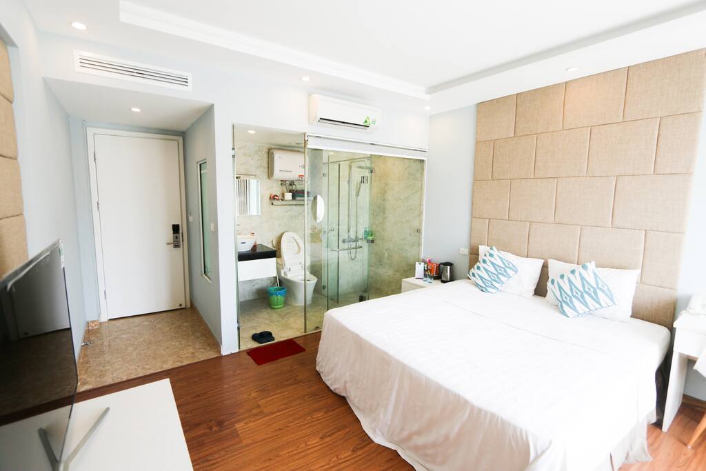 It is suitable for business, family or tourist
