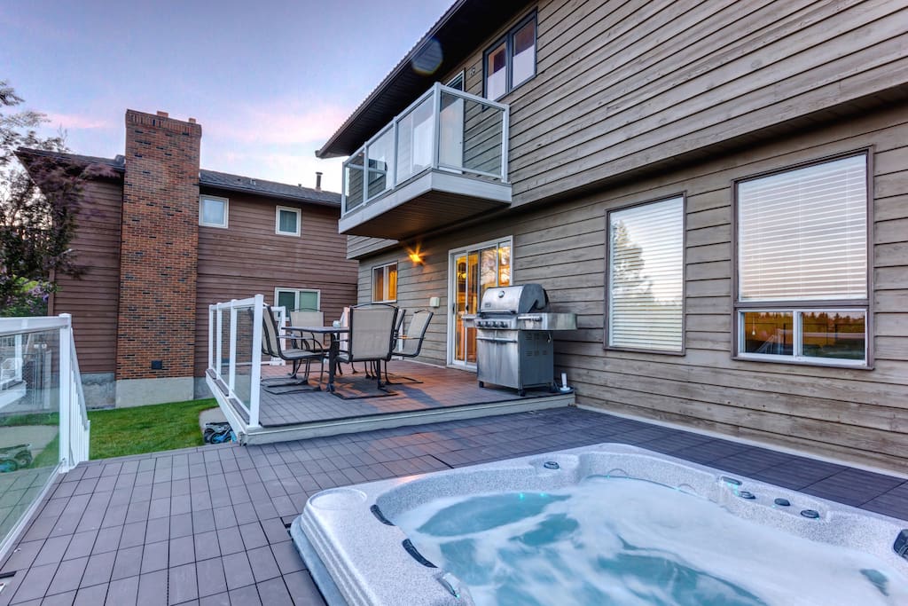 Hot tub and barbeque