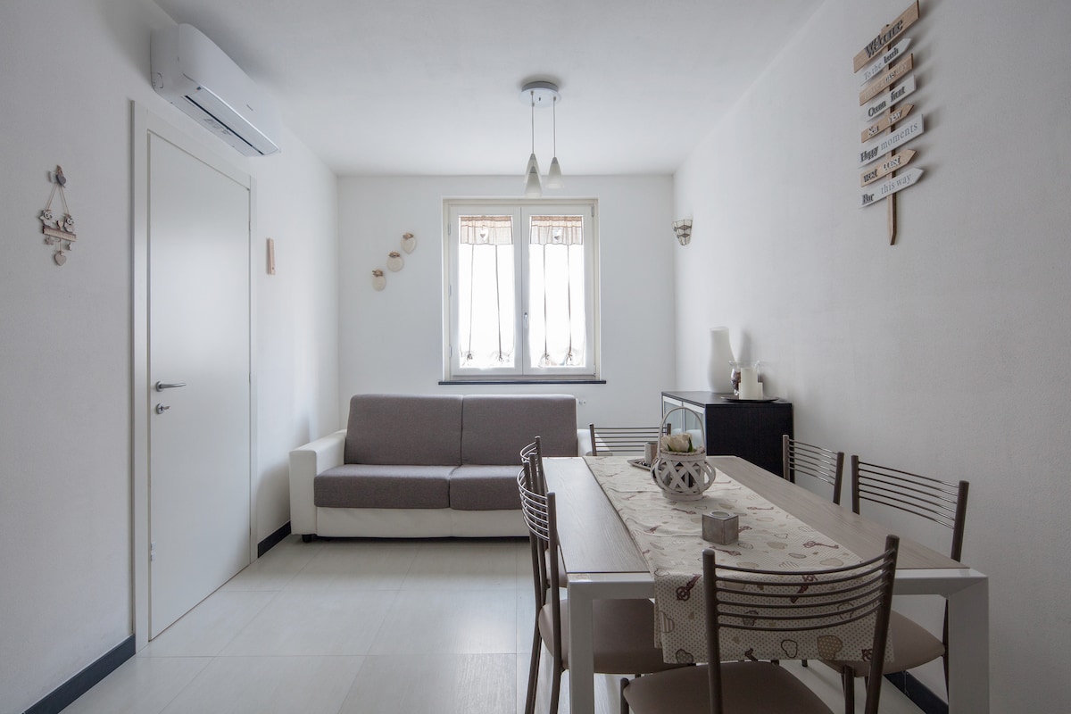 Top Airbnb: Lidia’s House .New 5’ from the t.station  and sea! à Levanto