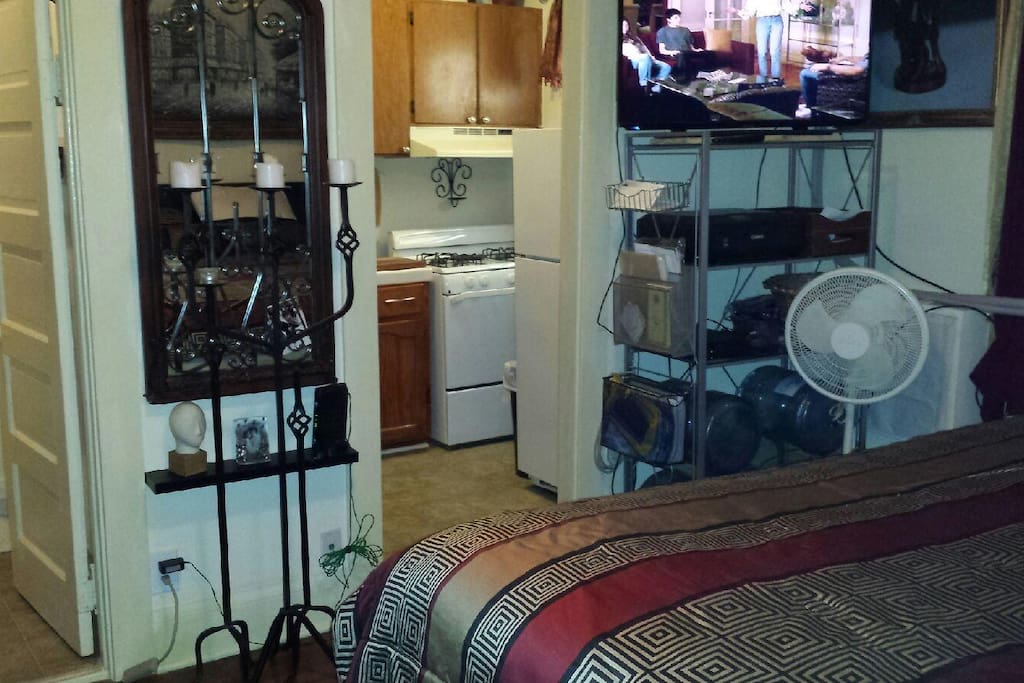 Great comfortable bed , new cabinets , hard wood floor