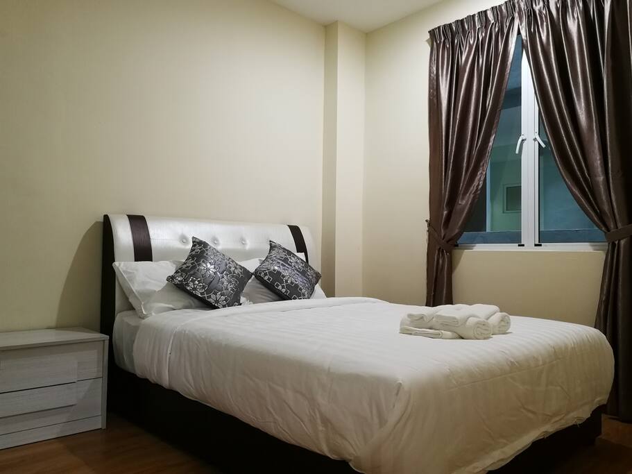 2nd Bedroom