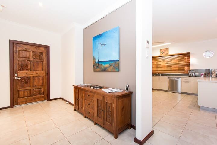 Kyle’s Cottage gallery image 5