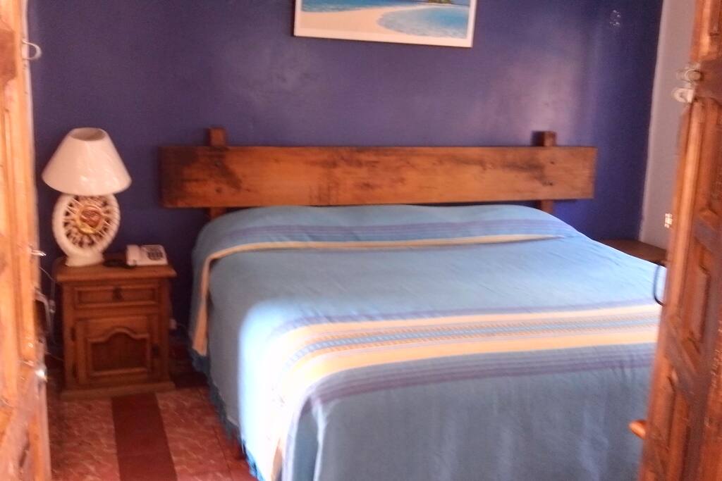 habitación de cama King $550