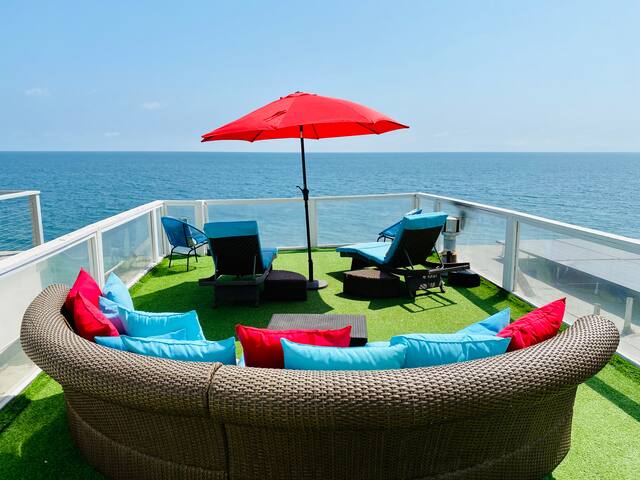 Beachfront Paraiso Villa +RoofTop +Private Beach