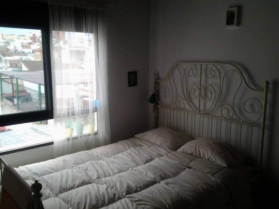 La cama de matrimonio...con unas vistas geniales.....