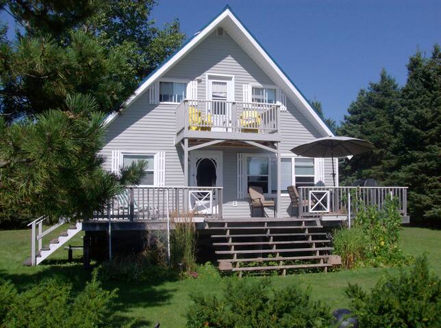 Airbnb Tea Hill Park And Beach Vacation Rentals Places To