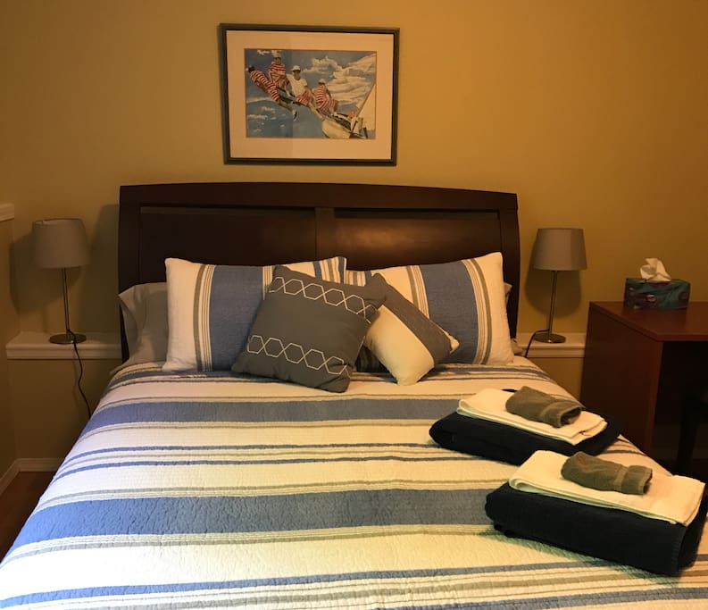 Comfortable queen size bed