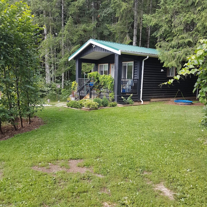 Great Central Lake Vacation Rentals & Homes British Columbia, Canada