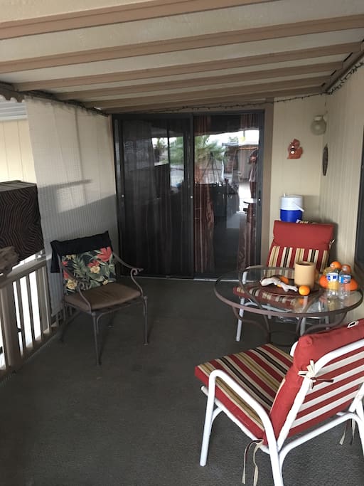 Your own Arizona room with Private locked entry off deck.