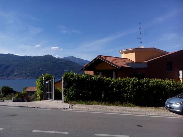 pretty little apartment